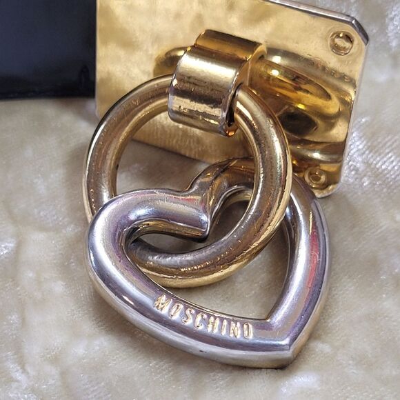 Authentic Moschino Belt - Picture 5 of 13